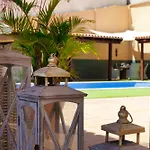 别墅 Happiness With Heated Swimming Pool *