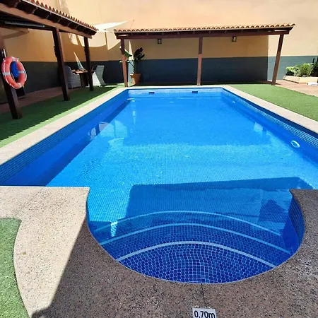 Happiness With Heated Swimming Pool Villa Costa Adeje