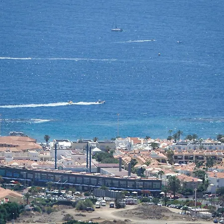 빌라 Happiness With Heated Swimming Pool
