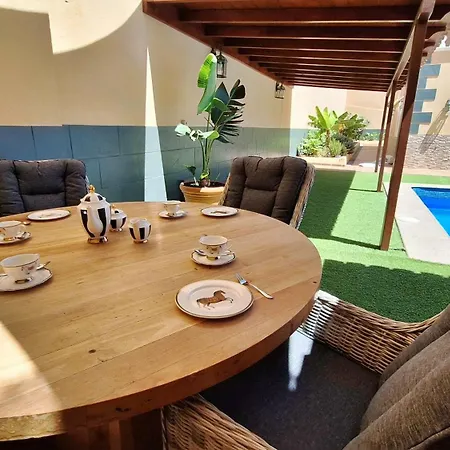 Happiness With Heated Swimming Pool Адехе