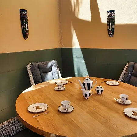 빌라 Happiness With Heated Swimming Pool